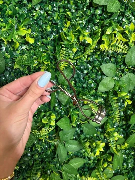 Eyeko Eyelash Curler - Picture 5 of 6